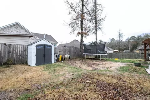 Exterior - 613 Creekside Cv, Bryant, AR 72022 photo 9 of 11