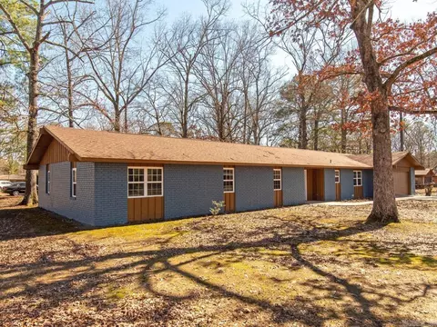 Exterior - 2901 Wren St, Pine Bluff, AR 71603 photo 3 of 9