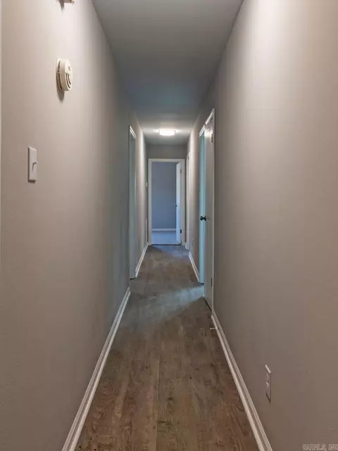 Entry Way - 2901 Wren St, Pine Bluff, AR 71603 photo 2 of 2