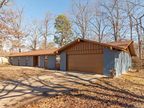 Exterior - 2901 Wren St, Pine Bluff, AR 71603 photo 4 of 9