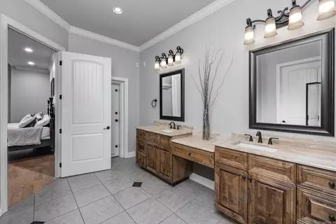 Bath - 6573 Westminster, Benton, AR 72019 photo 5 of 9