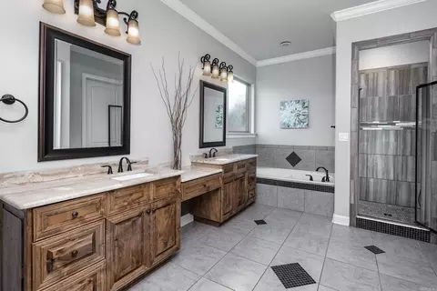 Bath - 6573 Westminster, Benton, AR 72019 photo 3 of 9