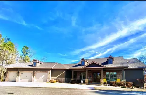 19 Ventoso Ln, Hot Springs Village, AR 71909