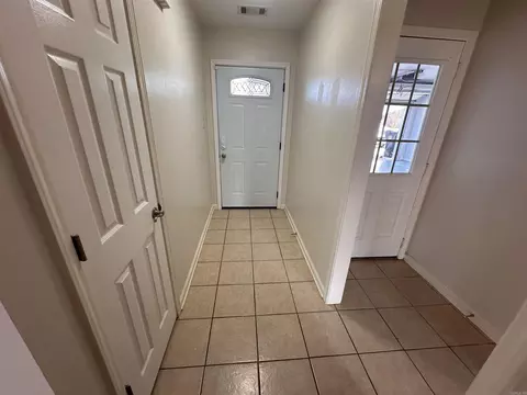 Entry Way - 4 Moonlight Cv, Ward, AR 72176 photo 1 of 1