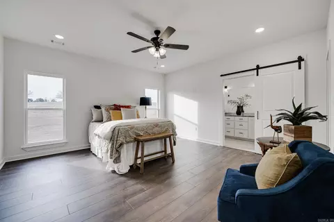 Bedroom - 2 Persimmon Ridge Ln, Greenbrier, AR 72058 photo 1 of 3