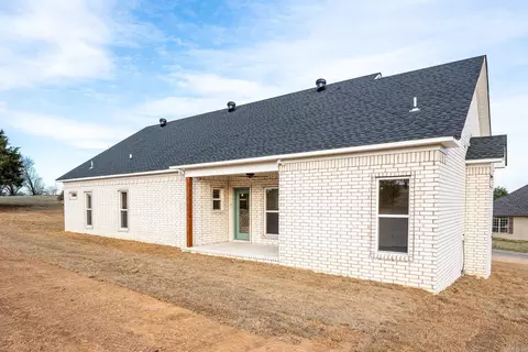 Exterior - 2 Persimmon Ridge Ln, Greenbrier, AR 72058 photo 6 of 7