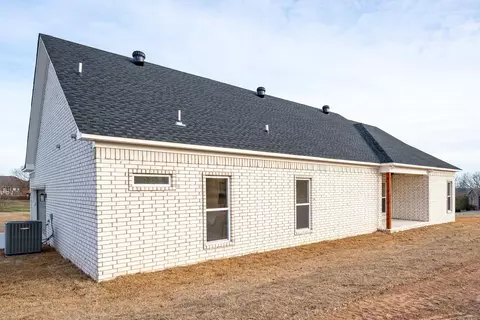 Exterior - 2 Persimmon Ridge Ln, Greenbrier, AR 72058 photo 7 of 7