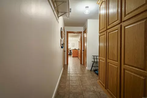 Entry Way - 80 E Cardinal Rd, Cave City, AR 72521 photo 1 of 2