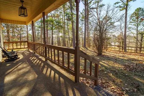 Exterior - 80 E Cardinal Rd, Cave City, AR 72521 photo 4 of 11