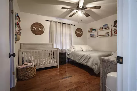 Bedroom - 80 E Cardinal Rd, Cave City, AR 72521 photo 3 of 5