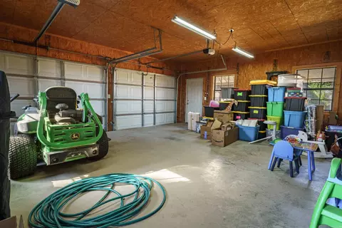 Exterior - 80 E Cardinal Rd, Cave City, AR 72521 photo 6 of 11