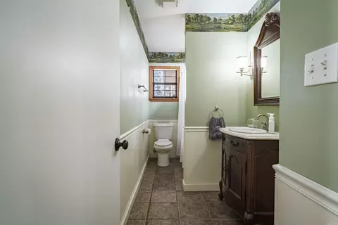 Bath - 80 E Cardinal Rd, Cave City, AR 72521 photo 1 of 4