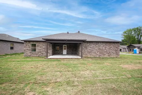 Exterior - 10 Aberdeen Dr, Cabot, AR 72023 photo 4 of 5