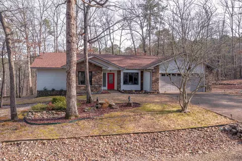19 Ampolla Ln, Hot Springs Village, AR 71909