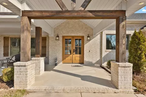 Exterior - 6089 Castle Rock, Benton, AR 72019 photo 3 of 13
