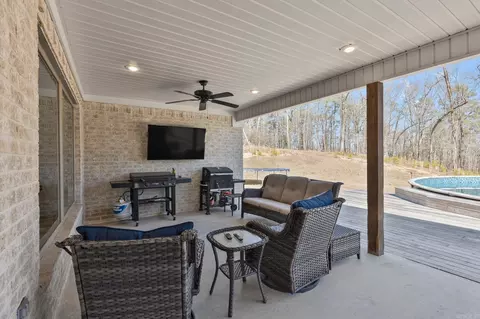 Exterior - 6089 Castle Rock, Benton, AR 72019 photo 5 of 13