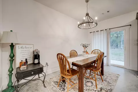 Dining - 17 Elderberry Ln, Conway, AR 72034 photo 1 of 2