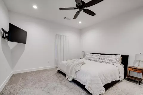 Bedroom - 17 Elderberry Ln, Conway, AR 72034 photo 2 of 6