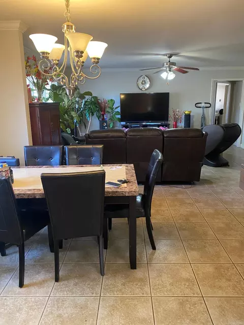 Dining - 21765 Silver Maple Dr, Hensley, AR 72065 photo 2 of 2