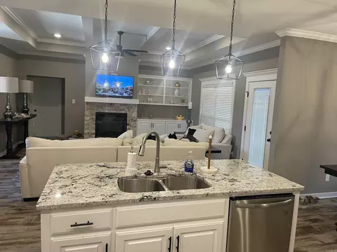Kitchen - 148 Hayden Dr, Beebe, AR 72012 photo 3 of 3