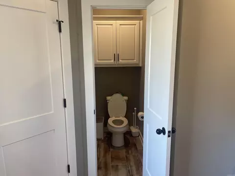 Bath - 148 Hayden Dr, Beebe, AR 72012 photo 3 of 4