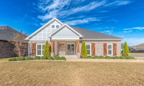 2600 Overcup Dr, Conway, AR 72034 photo 1