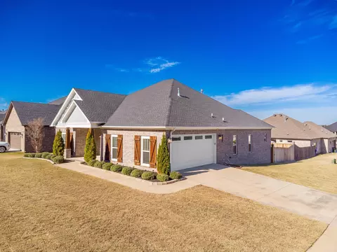 2600 Overcup Dr, Conway, AR 72034 photo 2