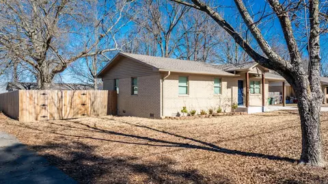 Exterior - 906 W Mississippi St, Beebe, AR 72012 photo 3 of 7