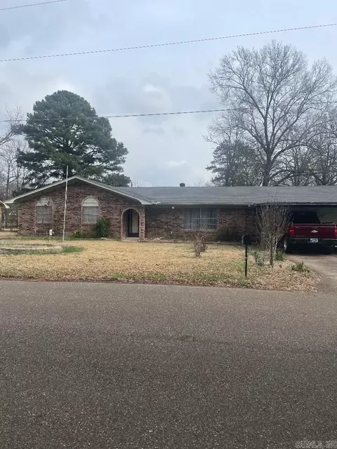 Exterior - 260 S Ellen Dr, Ashdown, AR 71822 photo 2 of 3