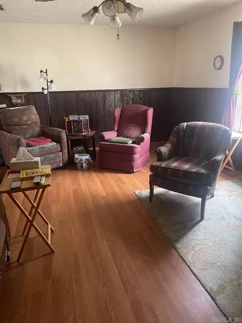 Living - 260 S Ellen Dr, Ashdown, AR 71822 photo 2 of 2