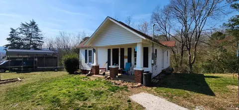 310 N 3rd St, Heber Springs, AR 72543