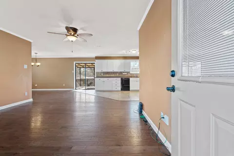 Living - 4108 Sandra Ln, Benton, AR 72019 photo 1 of 1