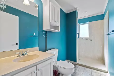 Bath - 4108 Sandra Ln, Benton, AR 72019 photo 2 of 2