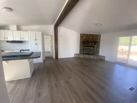 Dining - 893 Ridge Rd, El Paso, AR 72045 photo 1 of 2