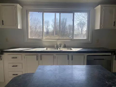 Kitchen - 893 Ridge Rd, El Paso, AR 72045 photo 2 of 5
