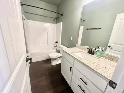 Bath - 119 Michelle Dr, Beebe, AR 72012 photo 6 of 6