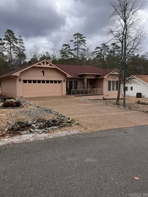 7 Playa Pl, Hot Springs Village, AR 71909