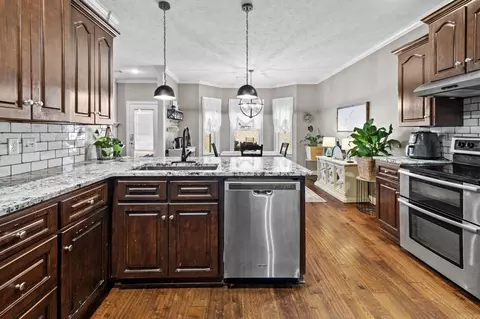 Kitchen - 22 Emma Dr, Cabot, AR 72023 photo 3 of 3