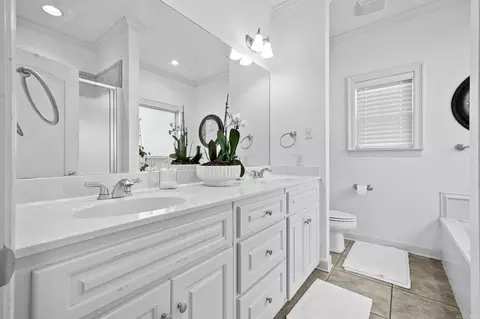 Bath - 22 Emma Dr, Cabot, AR 72023 photo 1 of 5