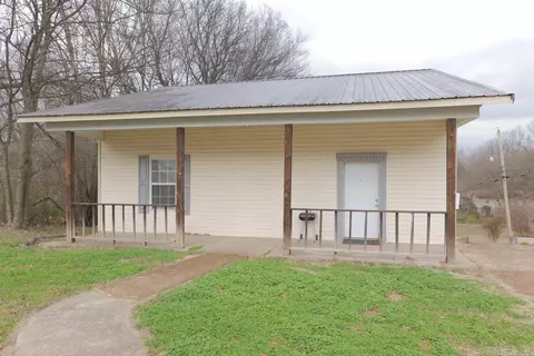 304 Bland St, Pocahontas, AR 72455