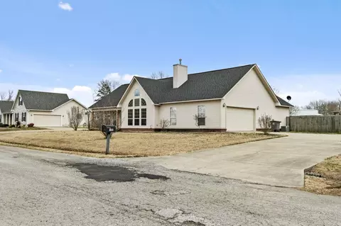 Exterior - 104 Meadows Ln, Beebe, AR 72012 photo 3 of 8