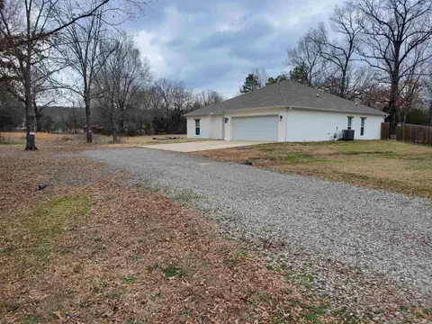 Exterior - 20 Honor Ln, Conway, AR 72032 photo 3 of 14