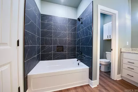 Bath - 409 N 4th St, Cabot, AR 72023 photo 4 of 6