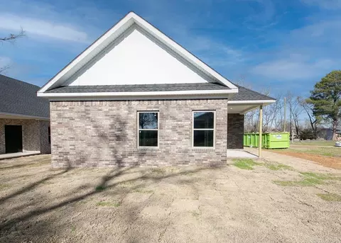 Exterior - 409 N 4th St, Cabot, AR 72023 photo 5 of 6