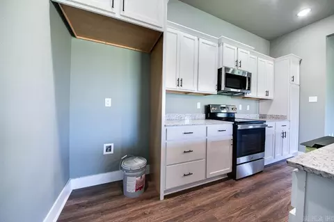 Kitchen - 409 N 4th St, Cabot, AR 72023 photo 6 of 9