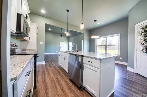Kitchen - 409 N 4th St, Cabot, AR 72023 photo 7 of 9