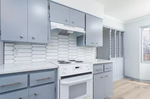 Kitchen - 59 Sandpiper, Conway, AR 72032 photo 2 of 4