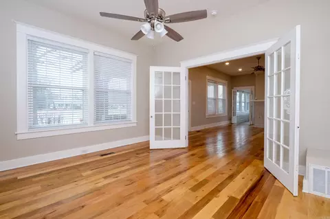 305 W Front St, Lonoke, AR 72086 photo 9
