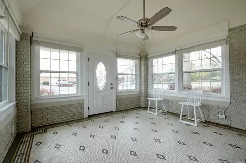 305 W Front St, Lonoke, AR 72086 photo 4