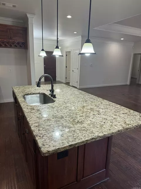 Kitchen - 24 Piney Trl, Cabot, AR 72023 photo 6 of 7